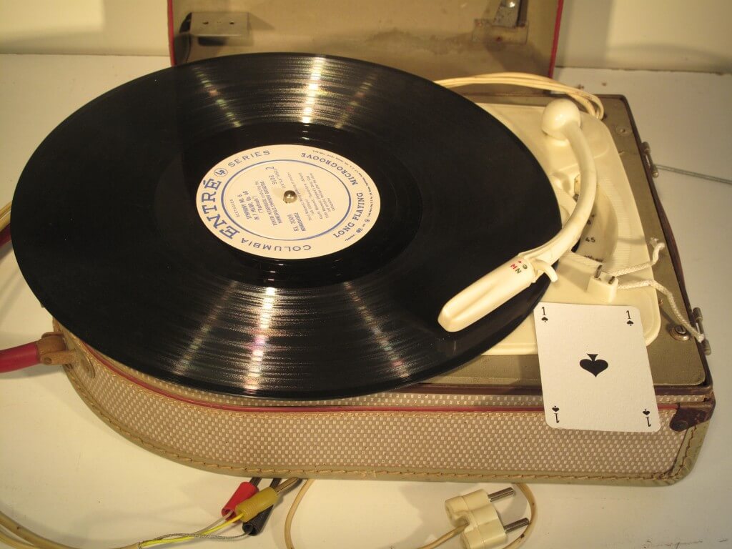 TOURNE DISQUE ANCIEN Collection Bakelite Philips EUR 215,00 - FR